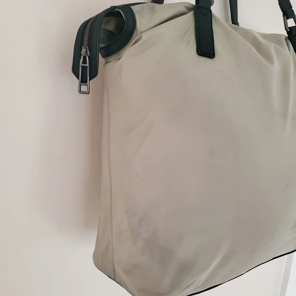 Burberry Large Kahki Buckleigh Tote